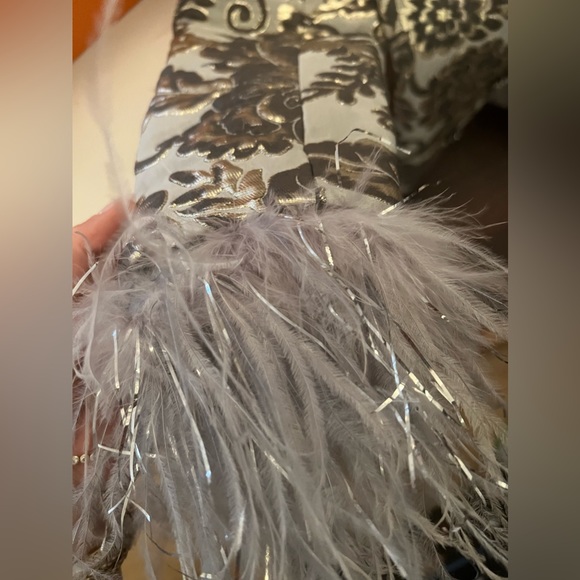 Alice McCall jacquard gray/silver blazer jacket w/ ostrich feather sleeve - US 6 - Picture 10 of 12